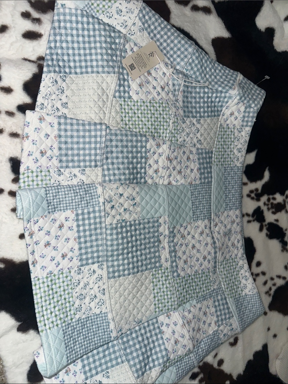 Quilted Patchwork Pillow Sham in Light Blue & White skirt